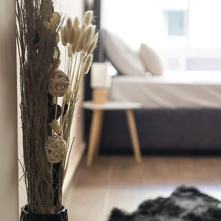 Aristotelous Plaza View *